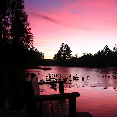 Lake Of The Woods Resort Lakeside ภายนอก รูปภาพ
