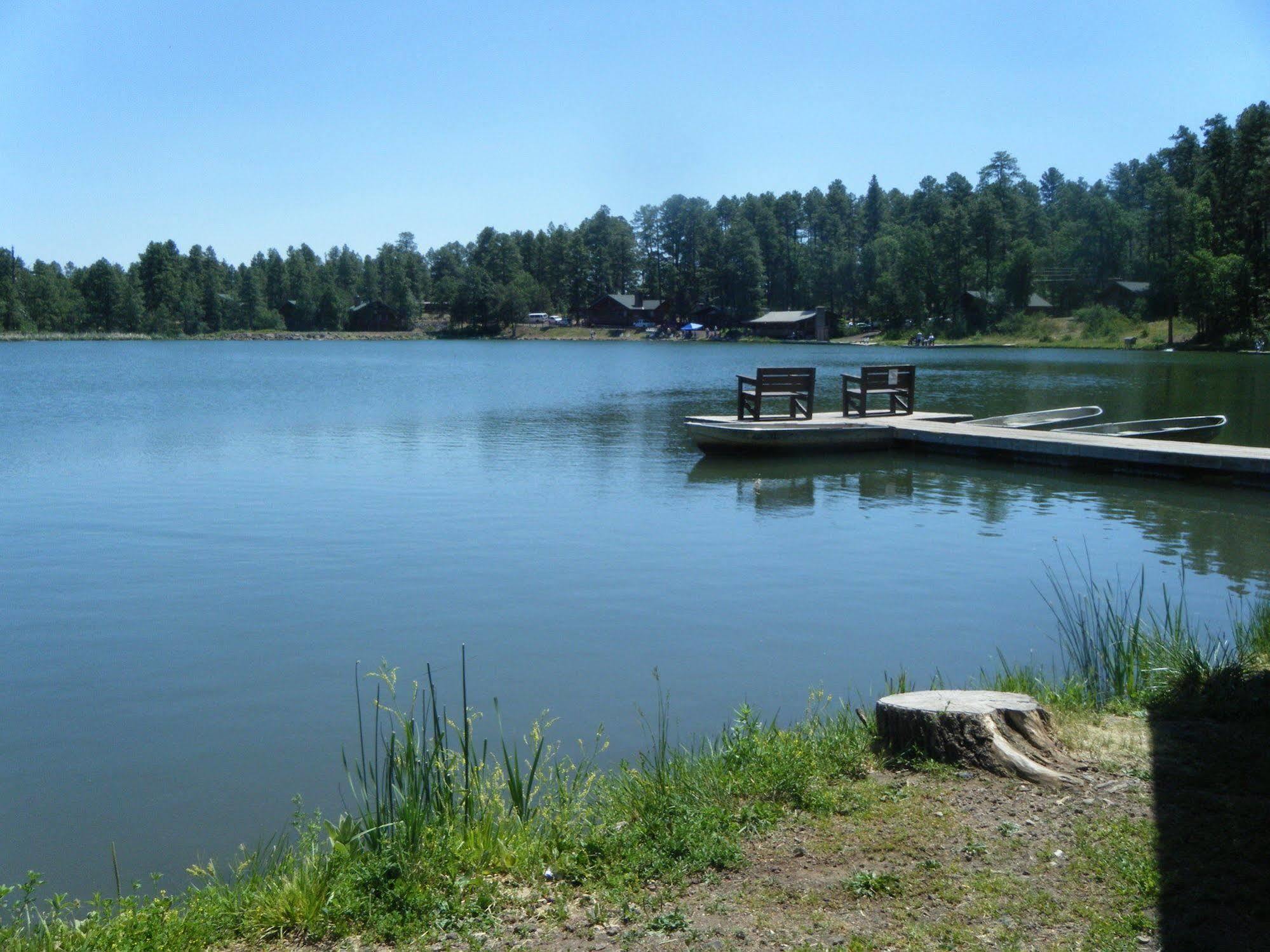 Lake Of The Woods Resort Lakeside ภายนอก รูปภาพ