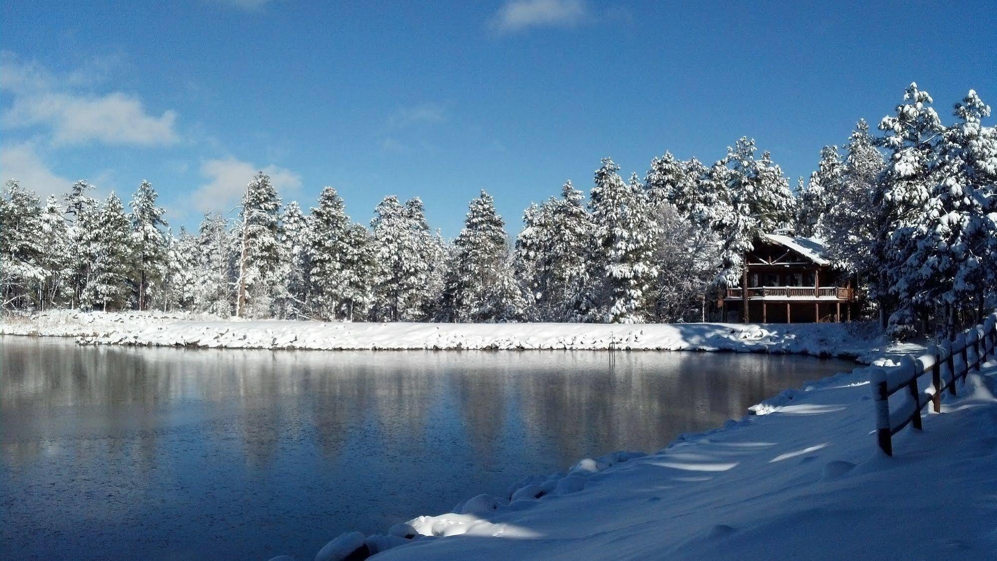 Lake Of The Woods Resort Lakeside ภายนอก รูปภาพ